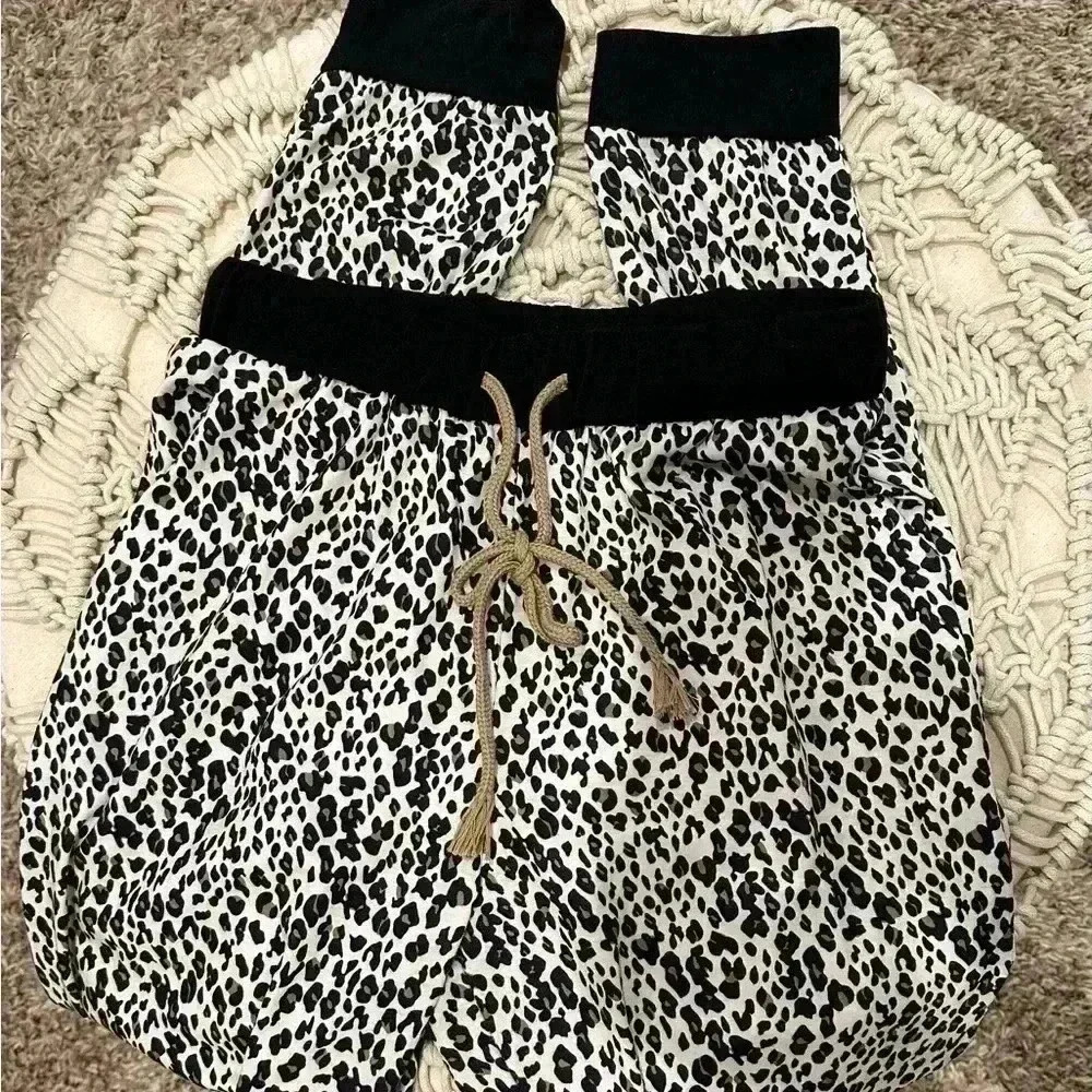 Ladies joggers